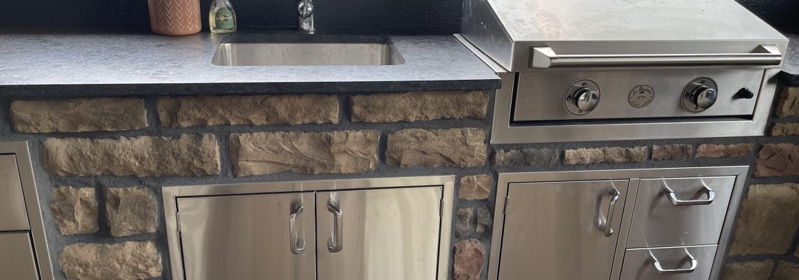 granite countertop colors in luxury outdoor kitchen design